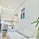 Lägenhet Flors