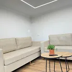 Flors Apartment Durres