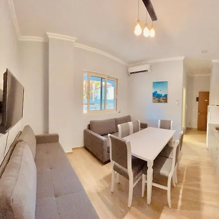 Apartment Flors Durres