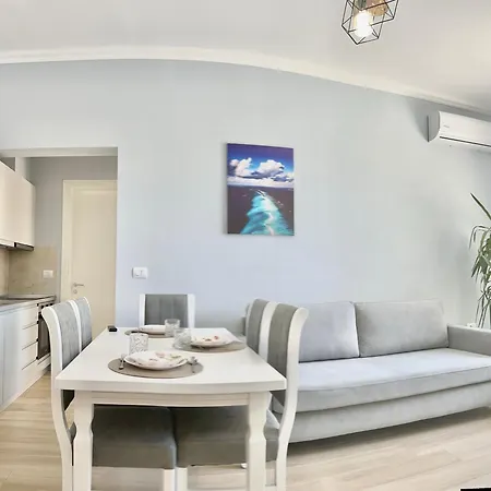 Apartment Flors *