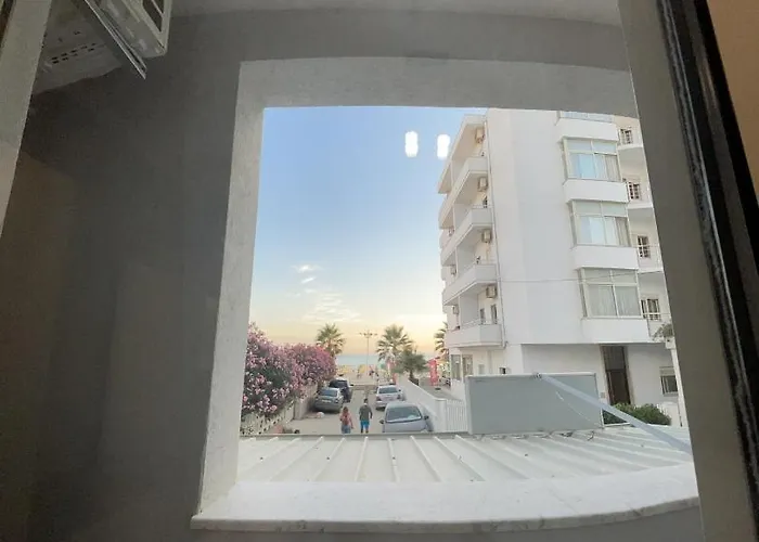 Flors Durres