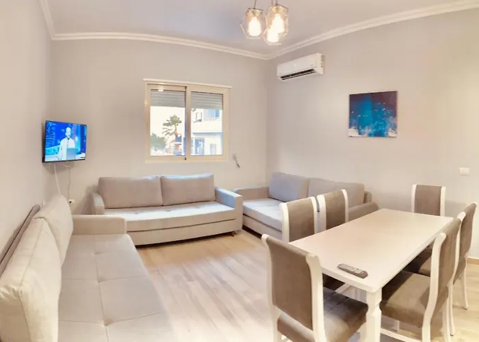 Flors Apartment Durres