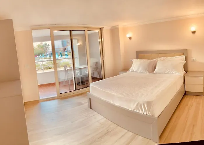 Apartment Flors Durres