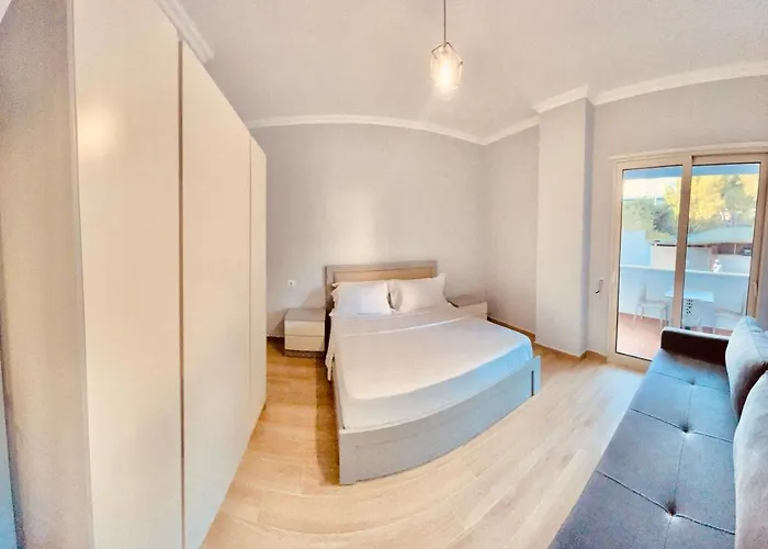 Apartment Flors Durres
