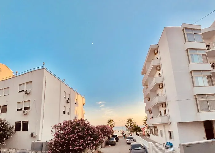 Apartment Flors Durres