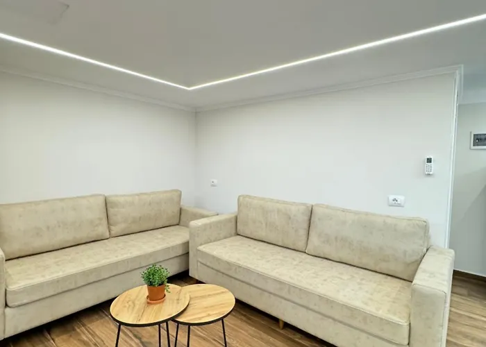 Apartment Flors Durres