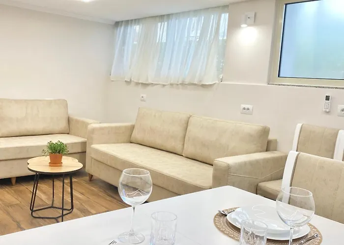 Flors Apartment